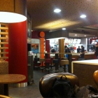 Foto zu McDonald's Deutschland Inc.: Mcdonalds busbahnhof hamburg
