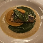 Foto zu Restaurant Im Gütchen: 6.12.24: Seehecht-Rückenfilet,  Spinatcreme,  Kürbis-Kartoffelpüree, Orangen-Beurre-blanc