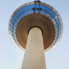 Foto zu Skyline | Dreh-Restaurant im Fernmeldeturm: 