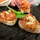 Foto zu Weinschlössel: Bruschetta (kleine Portion)