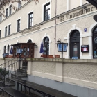 Foto zu Wirtshaus Augustiner Kurgarten: eingang