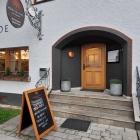 Foto zu Königslinde: 12.05.26,Eingangsbereich