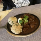 Foto zu Weissbräuhaus Zum Herrnbräu: Braumeister Gulasch 2 Versuch 2026 19,50 €