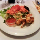 Foto zu Brauereigasthof Hofmark: Scampi im Kartoffelmantel