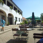 Foto zu Brauereigasthof Hofmark: Biergarten