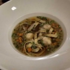 Foto zu Restaurant Kupferkanne: 08.12.24: Rinderkraftbrühe mit Markklößchen und  Fädle