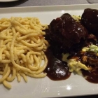Foto zu Restaurant Kupferkanne: 26.12.25:  Geschmorte Röllchen vom Soonwaldhirsch, Rahmwirsing, Spätzle
