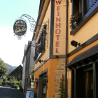 Foto zu Weinhotel Hubertus: Außenansicht Haupthaus
