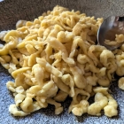 Foto zu Gehrlein's Hardtwald: Spätzle mit Soße fürs Töchterchen