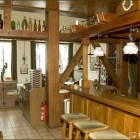 Foto zu Am Ruckshof: Oder nehmen Sie an unserer Bar platz und genießen Sie ein leckeres Bier.