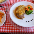 Foto zu Zipfelalm: Rindersteak mit Almkräutern