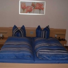 Foto zu Waldfrieden: Blick in ein Doppelzimmer