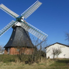 Foto zu Ristorante Pizzeria La Casereccia: Die Krokauer Mühle, im weißen Gebäude daneben befindet sich das Restaurant