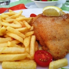 Foto zu Edelhof: Cordon Bleu mit Pommes