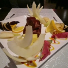 Foto zu Maravilla: Flammendes Himbeerherz auf Mandelküchlein