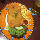Foto zu Hollywood Super Bowling München: rießenschnitzel