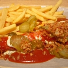 Foto zu Restaurat Schweinske · Hauptbahnhof/Wandelhalle: Currywurst Admiral scharf