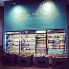 Foto zu DELI & JOY „Health Food“-Restaurant: Kühltheke
