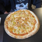 Foto zu Ristorante La Piazzetta: Pizza Salmone 2026 13,80 €