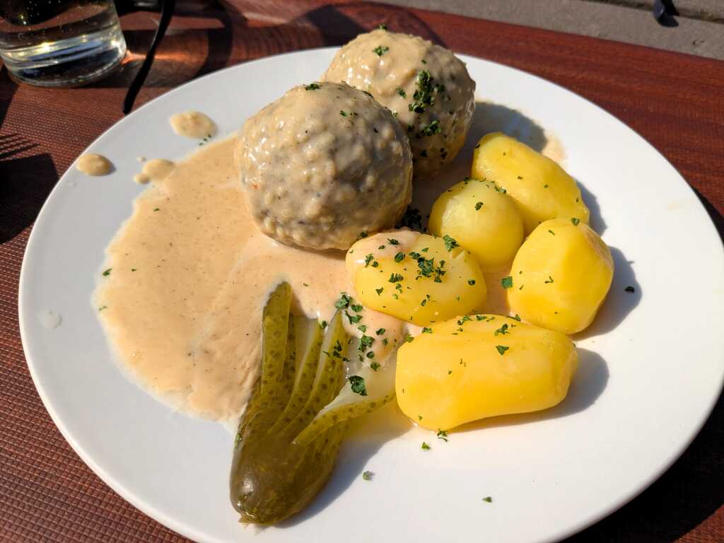 Keine Angabe