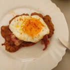 Foto zu Gutsausschank Frank & Yvonne Schnabel: 03.05.26, kleines Rusti  Schnitzel mit Speck u. Ei.