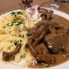 Hirsch mit Sooß unn Spätzle