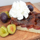 Foto zu Hof Hagedorn: Pflaumenkuchen mit Sahne