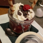 Foto zu Gutsschänke Pfaff : 19.10.25.Schokomousse mit Himbeerpürree zu 4,90€