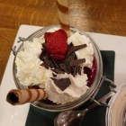 Foto zu Gutsschänke Pfaff : 19.10.25.Schokomousse mit Himbeerpürree zu 4,90€