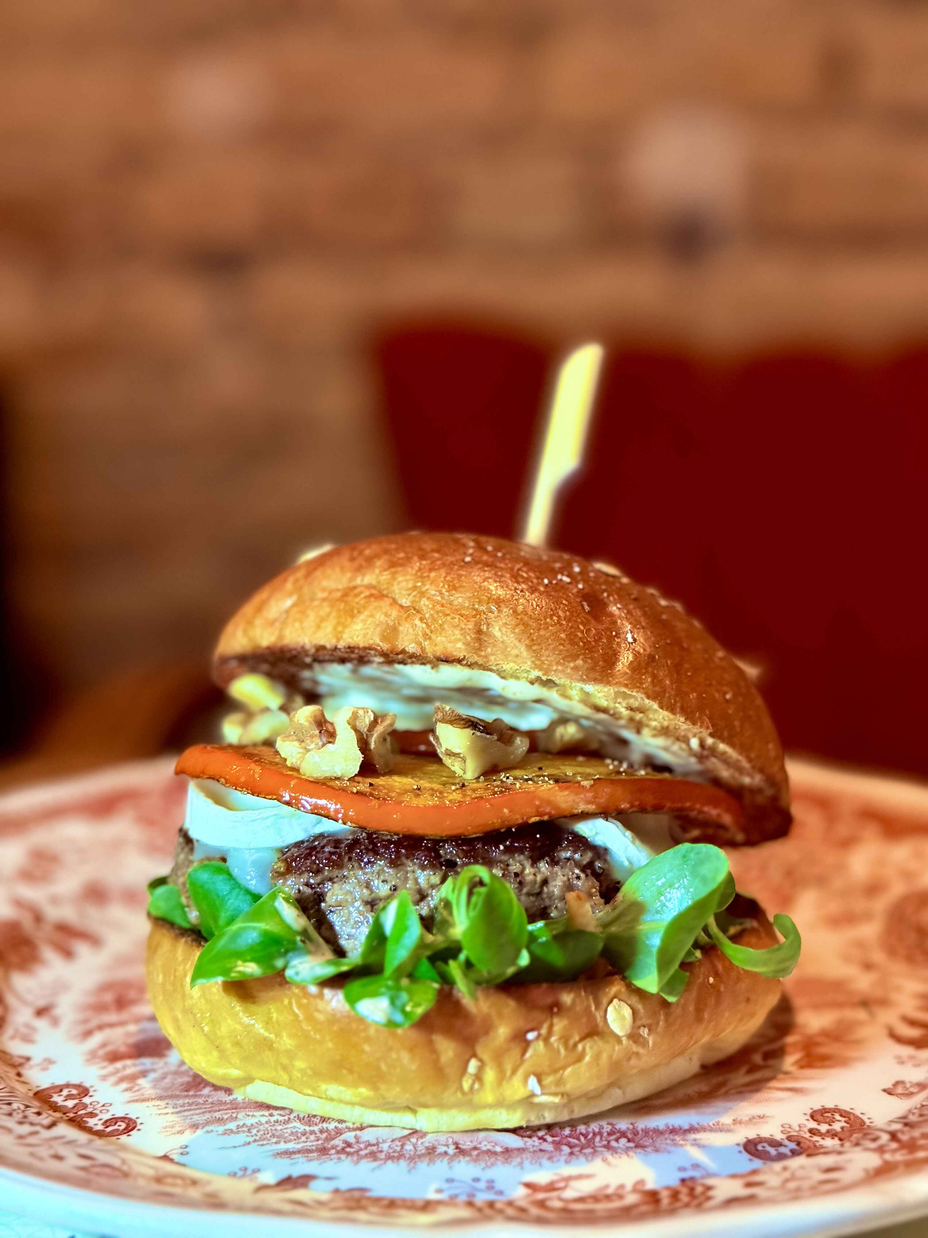Bild zur Nachricht von Henriette Burger Bar