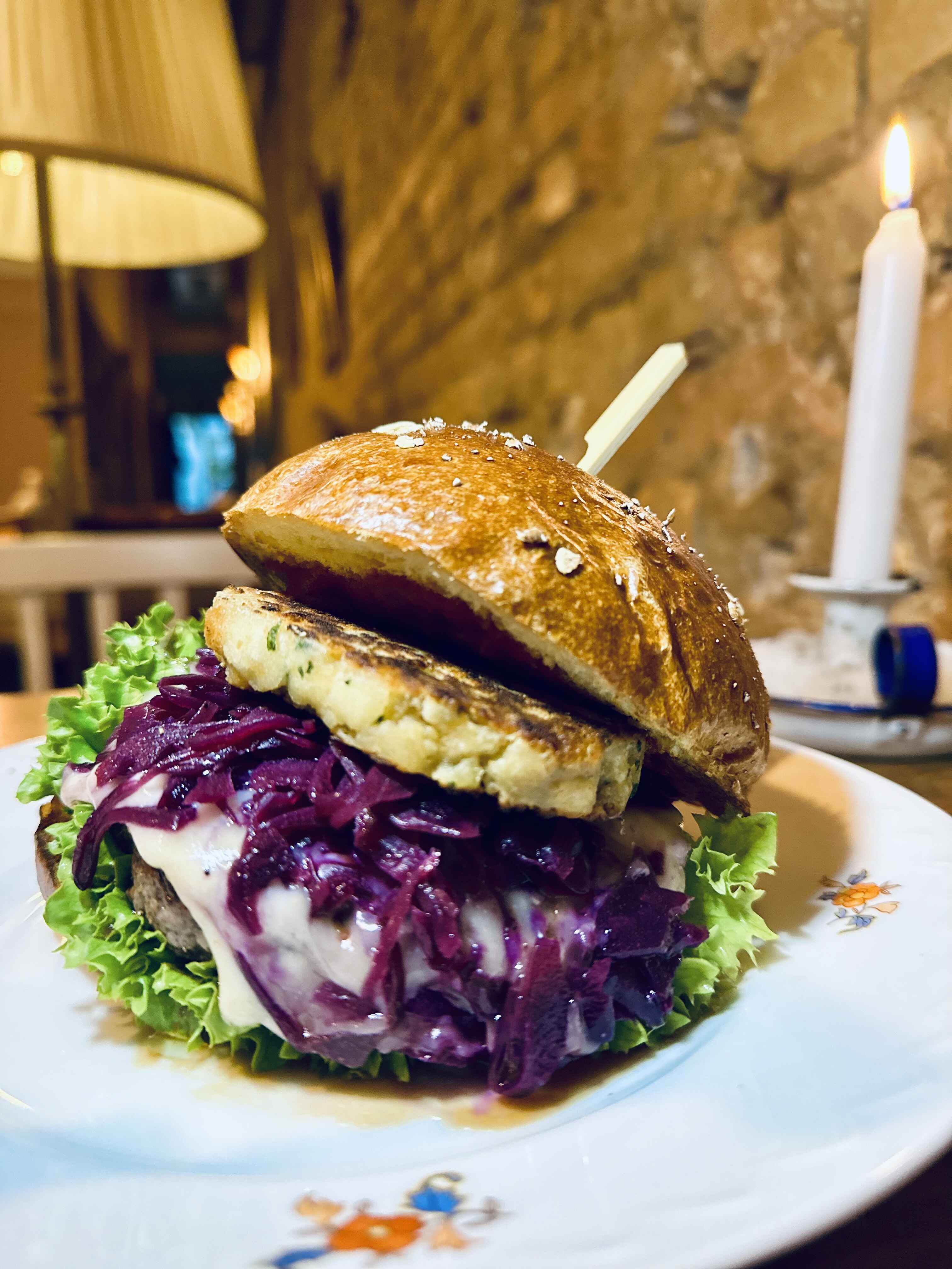 Bild zur Nachricht von Henriette Burger Bar