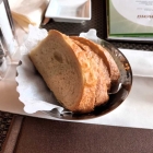 Foto zu Divino: Trockenes Brot vom Haus