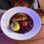 Foto zu Augustiner Bräu Theresienhof: Schweinebraten mit Kartoffelknödel & Blaukraut 2026 9,90 €