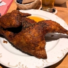 Foto zu Zum Gockelwirt | Hähnchen-Spezialitäten : Halbes Kikok-Brathähnchen