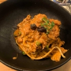 Foto zu Ristorante Taormina : Settantanove - Bandnudeln mit Champignons, Schinken, Erbsen und Ragù (18,- €)