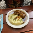 Foto zu Thorbräu Biergarten Freibank: Fleischküchle mit Stampf 2025 12,90 €
