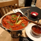 Foto zu Restaurant Royal Punjab: Chicken Jalfrezi und scharfe Sauce zum Nachschärfen
