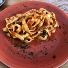 Foto zu Osteria Toskana: Tagliatelle Bolognese - Sauce säuerlich, ansonsten geschmacksarm, von einer Original-Bolo sehr weit entfernt