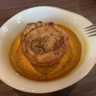 Foto zu Restaurant L99: 28.9.25 Sonntag Lunch, PASTEIS DE NATA & ZIMTBLÜTE