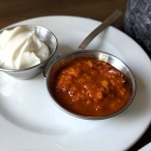 Foto zu Alkmann im Bootshaus: Schmand und Satsabeli zu den Pelmeni