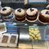 Neu bei GastroGuide: Kris Cakes | Süßwarenstudio & Café