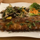 Foto zu Restaurant Ratskeller | Balkan-House: Spareribs mit mediterranem Gemüse
