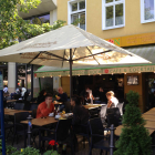 Foto zu miss saigon: Miss Saigon in Berlin-Kreuzberg