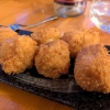 Heiße Bananenbällchen