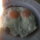 Foto zu Brombeerschenke: Käse-Rösti mit Spiegelei