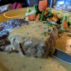 Foto zu Restaurant im Hotel Vater Rhein: Rumpsteak mit Pfefferrahmsauce