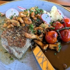 Foto zu Restaurant im Hotel Vater Rhein: Rumpsteak mit sautierten Pfifferlingen