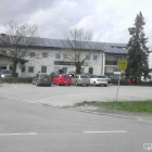Foto zu Landgasthof-Hotel Hachelstuhl: Der Landgasthof mit großem Parkplatz