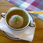 Foto zu Martinsklause: Leberknödelsuppe