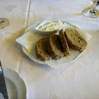 Foto zu Hotel Dirsch: Brot mit Kräuterquark